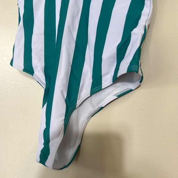 3/$25 Rosa Secret striped swimsuit - Picture 3 of 4